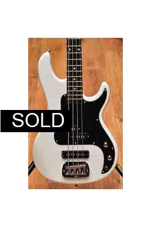 G&L Tribute SB-1 Gloss White G&L Tribute SB-1 Gloss White